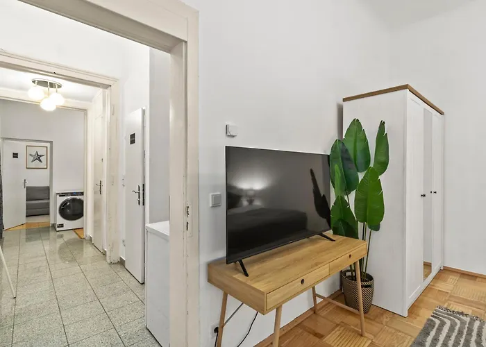 Apartamento Close To Augarten, 5 Min Walk To U4 Friedensbruecke *