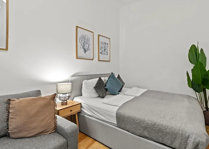 Apartamento Close To Augarten, 5 Min Walk To U4 Friedensbruecke Viena