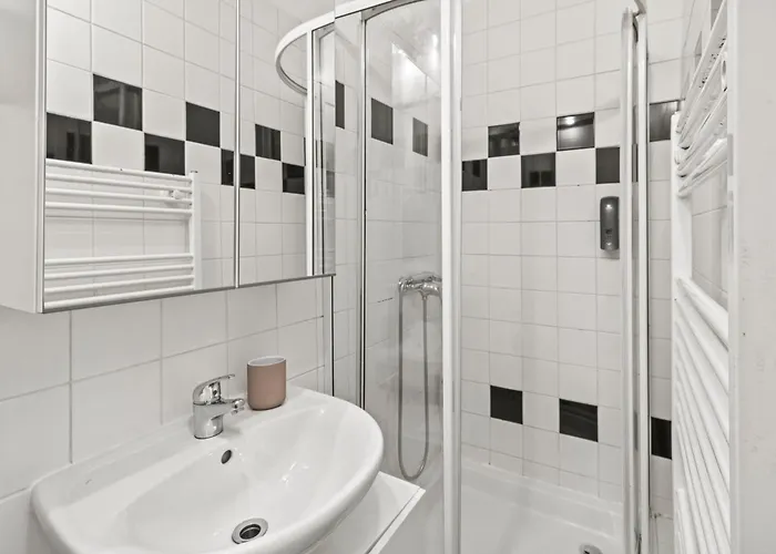 Close To Augarten, 5 Min Walk To U4 Friedensbruecke *